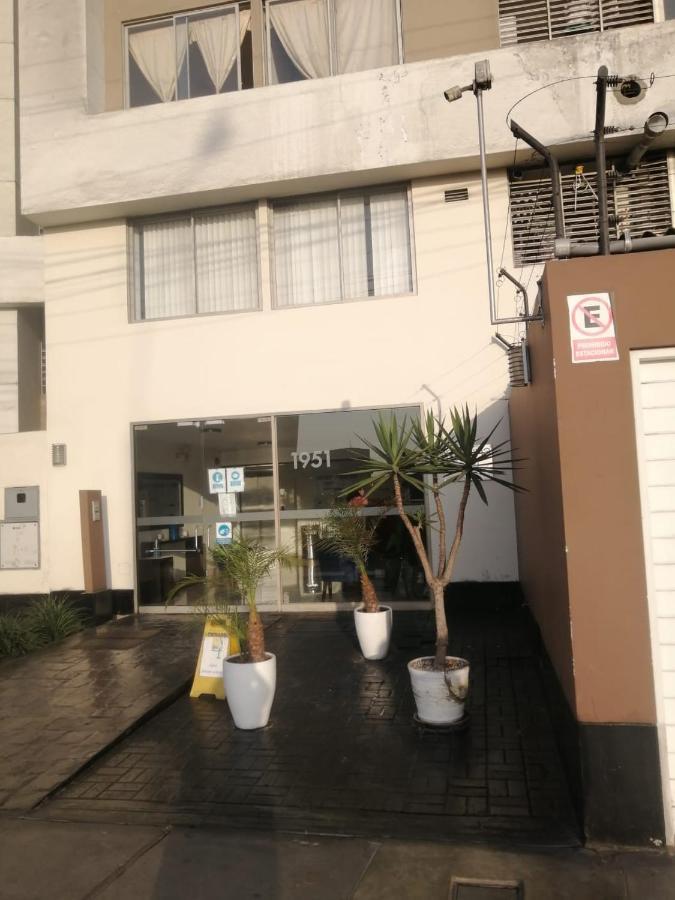 Departamento Estudio Full Equipado Wifi Cerca A Todo Lima Διαμέρισμα Εξωτερικό φωτογραφία